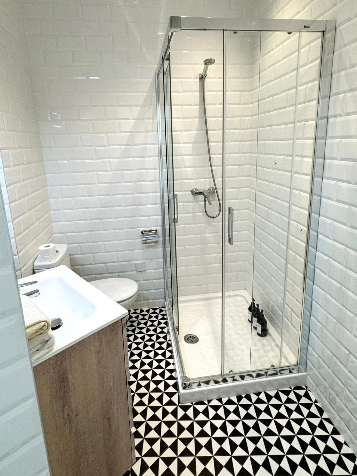 Stylish City Centre Studio - Grand Central House Gibraltar Exterior foto