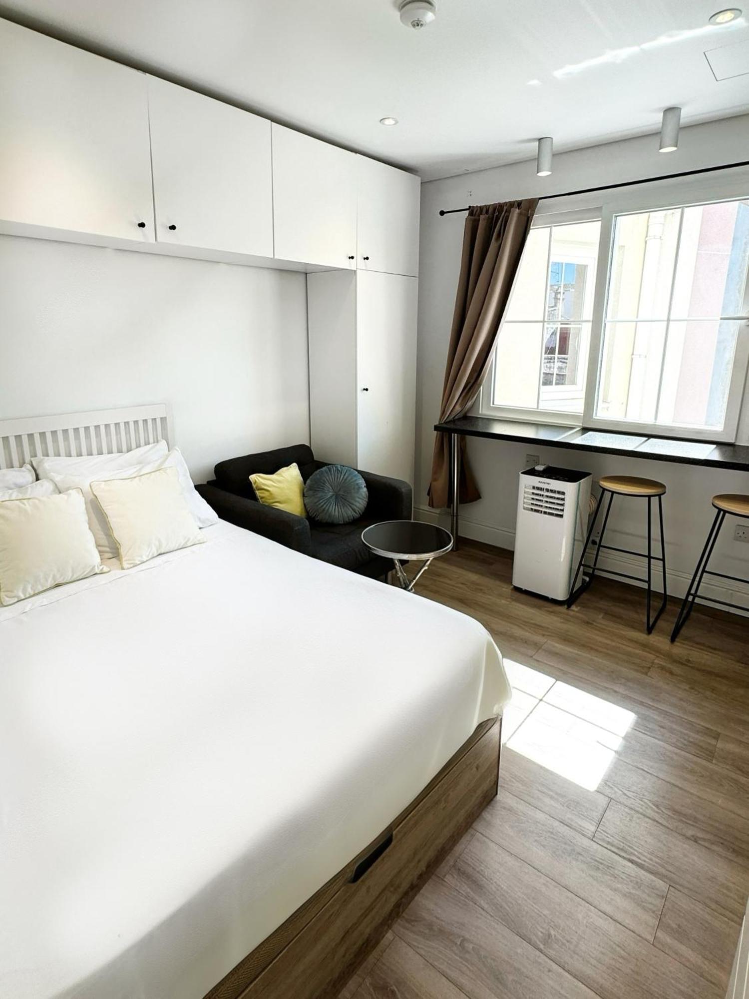Stylish City Centre Studio - Grand Central House Gibraltar Exterior foto